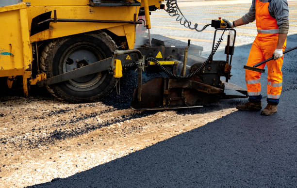 Best Gravel Driveway Installation  in Pontoon Beach, IL